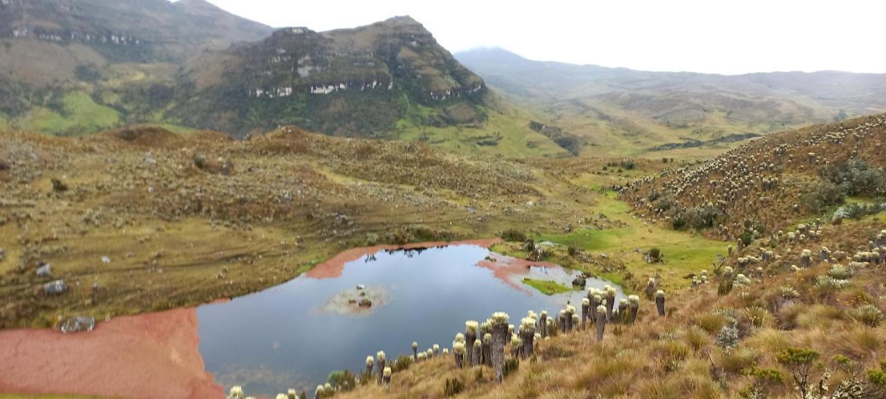 Hospedaje Y Camping Del Rio Monguí Buitenkant foto